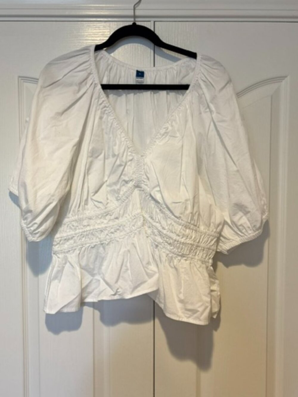 Old Navy White Flowy Top Sz XL